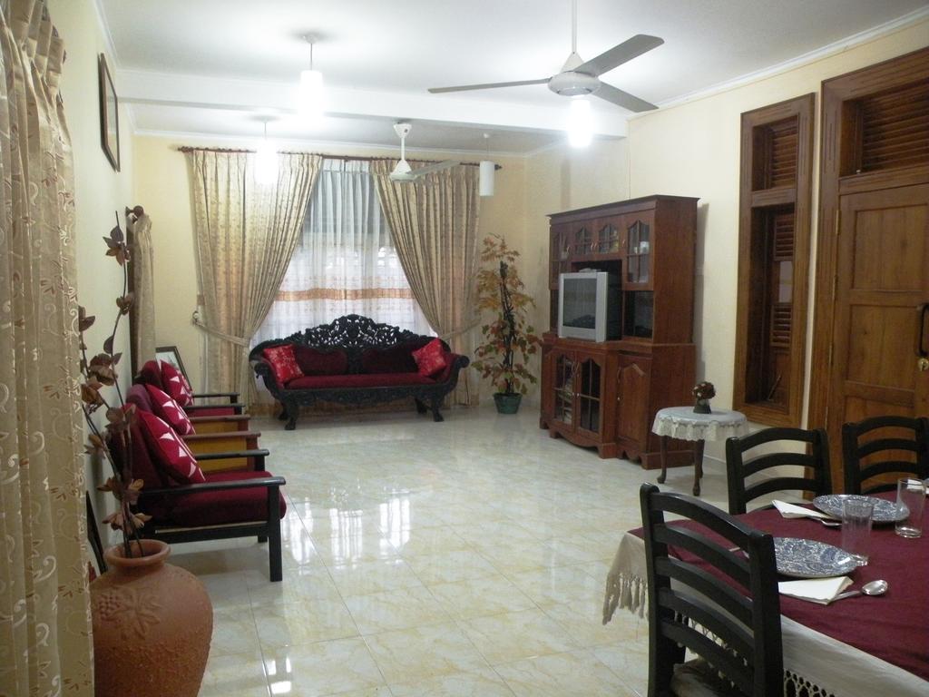 נגומבו Henderson Airport Residence מראה חיצוני תמונה